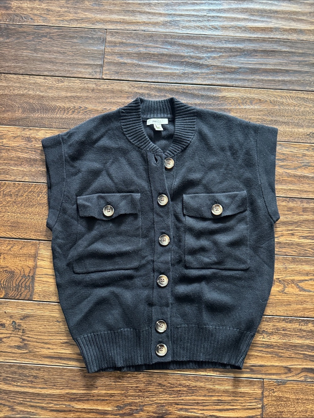 RW&CO. Black Sleeveless Button-Up Knit Vest with Flap Pockets
